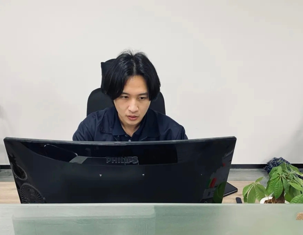 无奋斗，，，，不青春|J9集团科技七位优异青年月表！