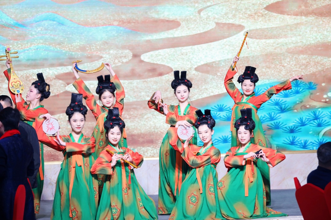 筚路蓝缕度十载，，，，，如日方升新征程|J9集团科技2022年度优异表扬仪式圆满竣事