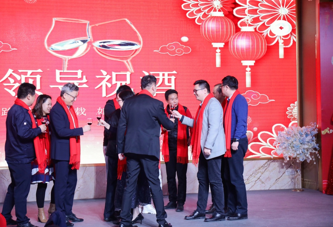 筚路蓝缕度十载，，，，，如日方升新征程|J9集团科技2022年度优异表扬仪式圆满竣事